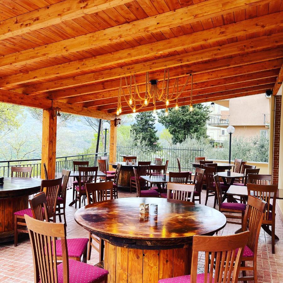 Divino Bistrot E Relais Hotel Lenola Exterior photo